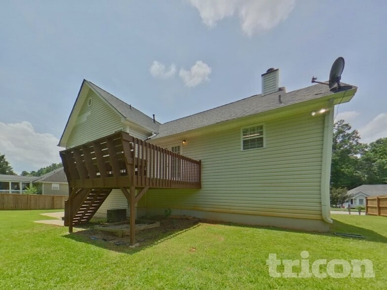 Building Photo - 34 Paradise Way