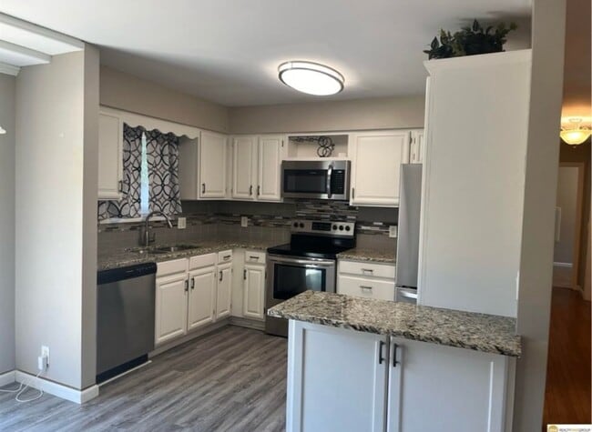 Building Photo - 7201 S 148th St