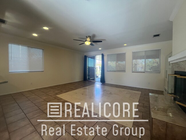 Building Photo - 11824 Greenbluff Way