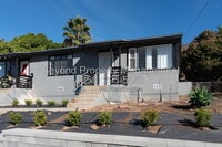 Building Photo - 2153 Drescher St