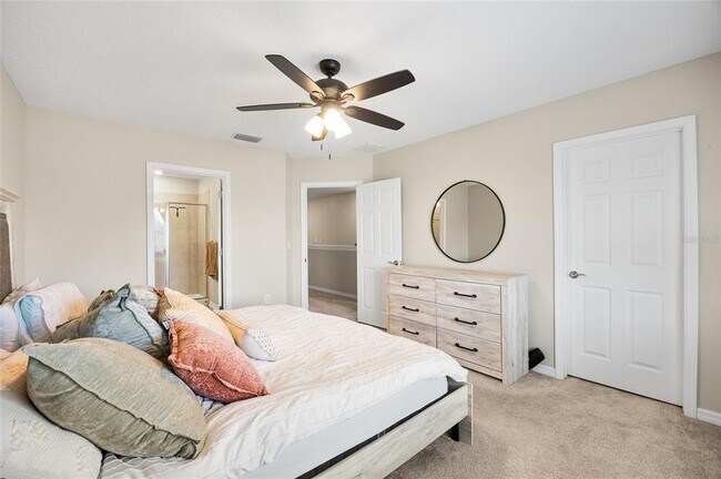 Building Photo - 5504 Tripoli Dr