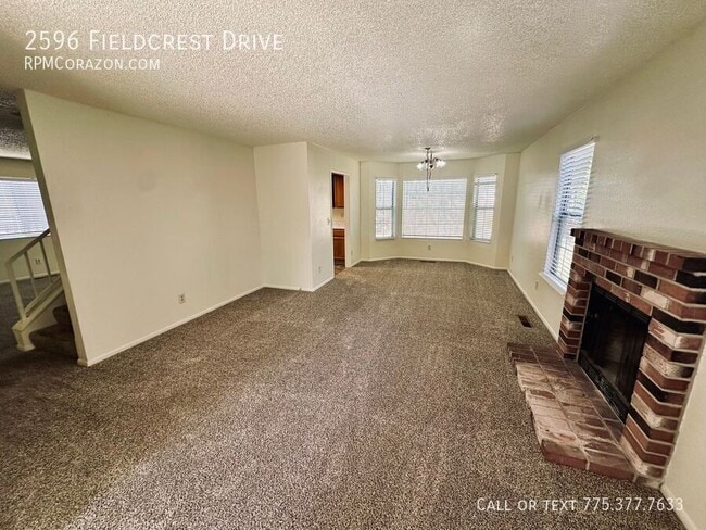 Building Photo - 2596 Fieldcrest Dr