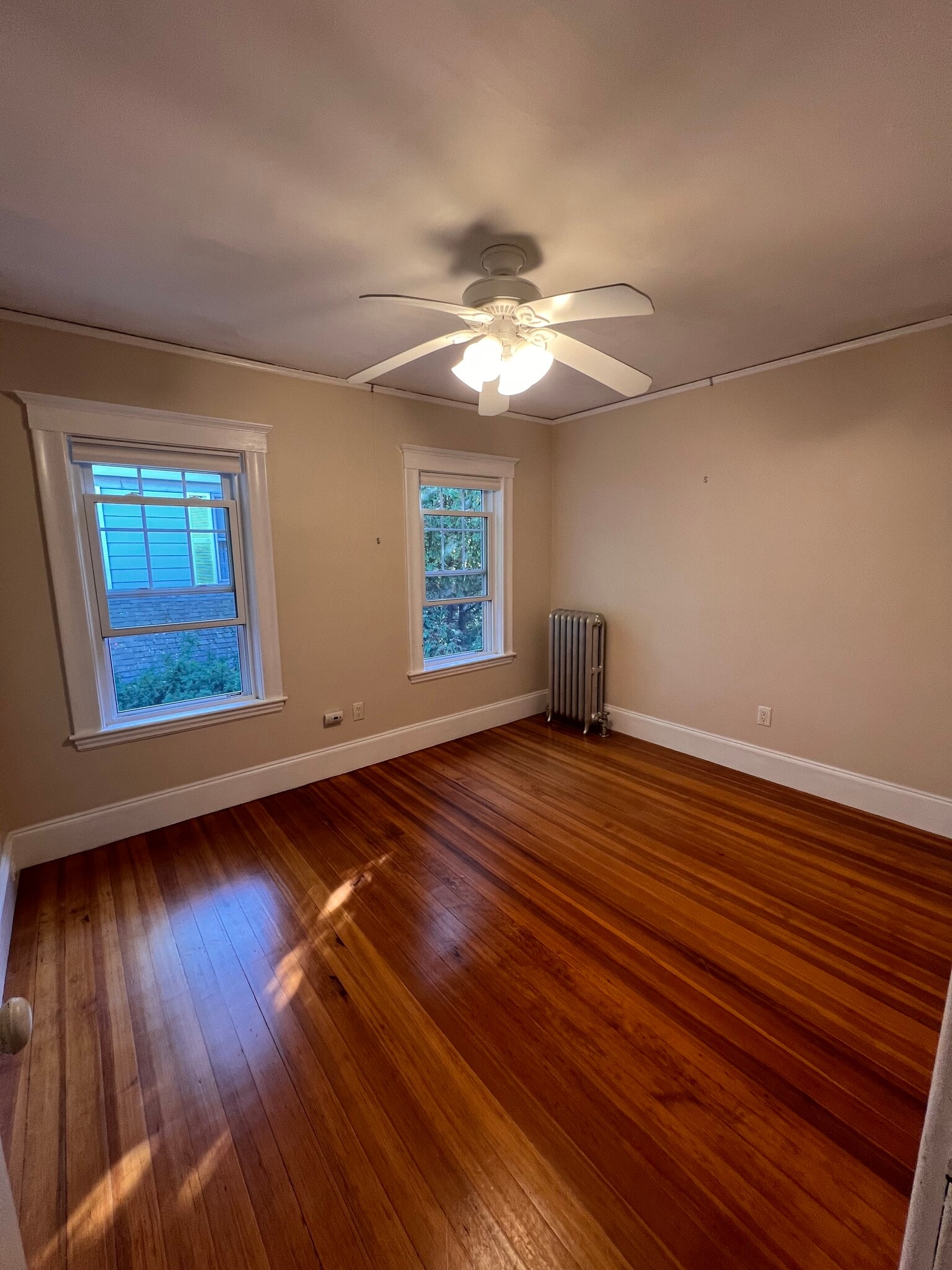 bedroom 2 - 311 Waverley Ave