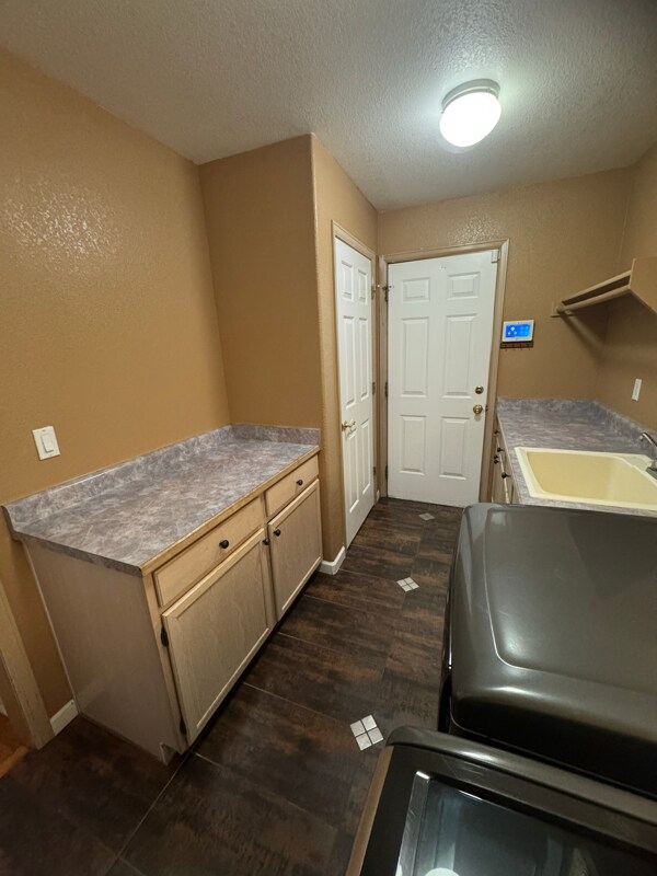 Building Photo - 5345 S Flanders Way