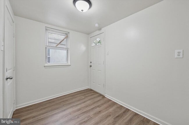 Building Photo - 1016 Potter St