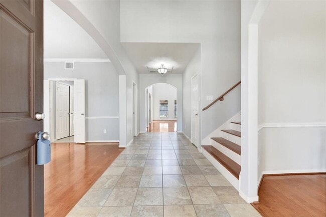 Building Photo - 2510 Pine Brook Dr