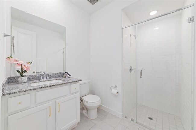 Building Photo - 925 Crystal Bnd Ln