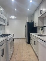 Building Photo - 13825 Beaver St