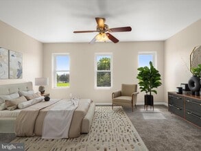 Building Photo - 1028 N Eden St