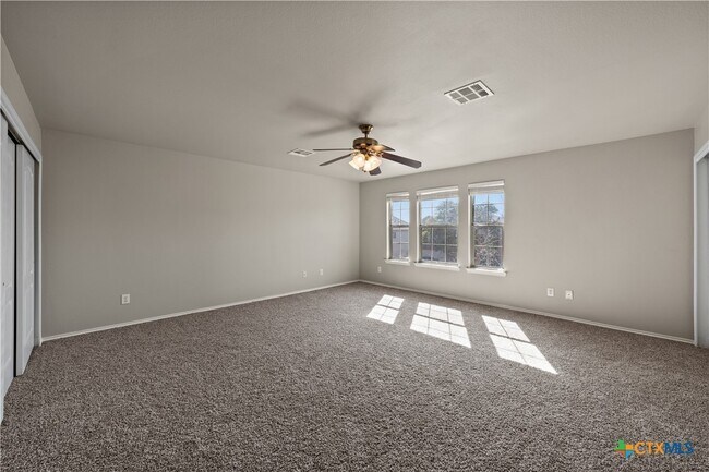 Building Photo - 8424 Starview St
