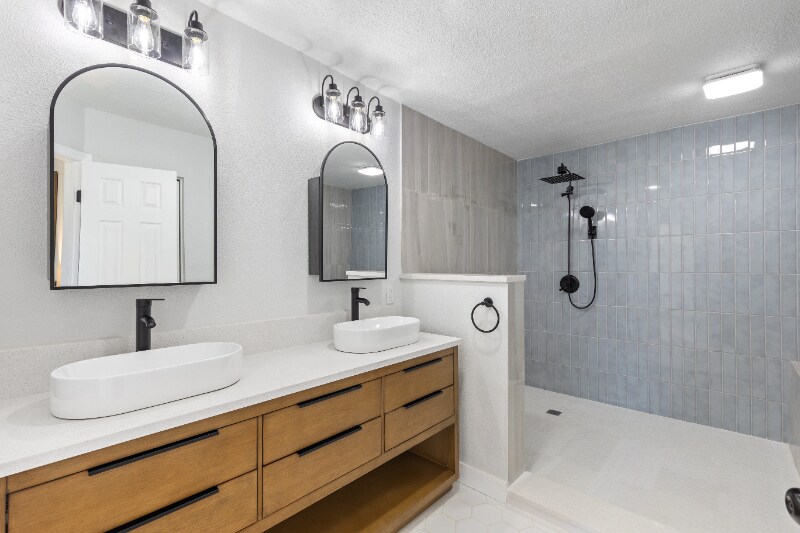 Building Photo - 5303 Glen Harwell Rd