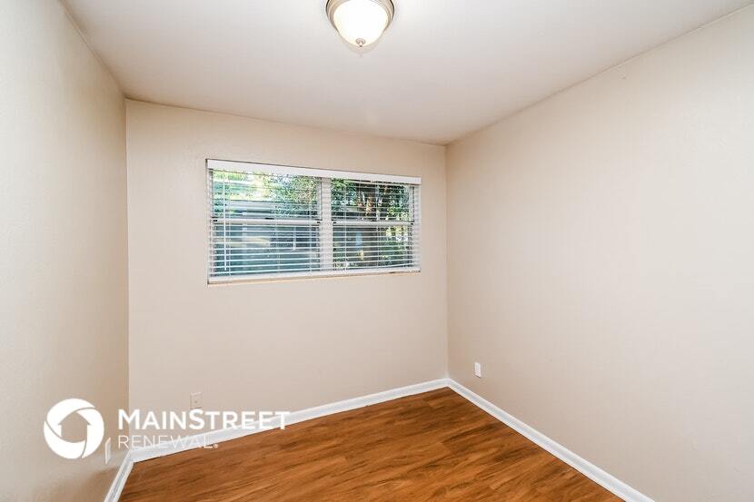 Building Photo - 2002 Constant Dr