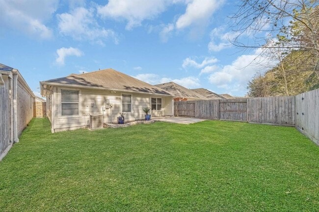 Building Photo - 17827 S White Tail Ct