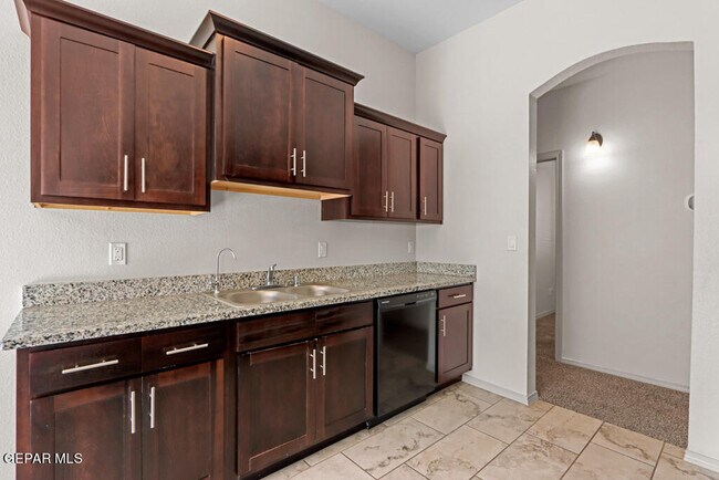 Building Photo - 11648 Flor Freesia Dr