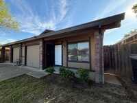 Building Photo - Welcome to this beautifully renovated 2-bedroom, 1-bath home in the desirable Foothill Oaks!