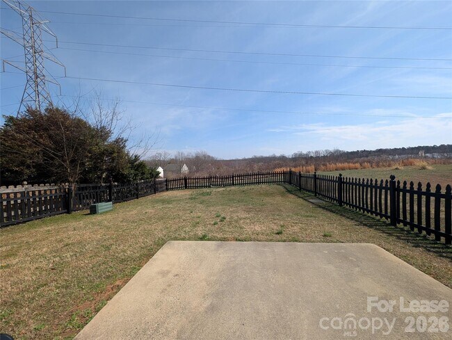 Building Photo - 11307 Breezehill Ln