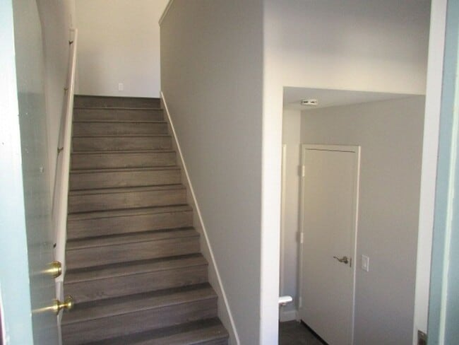 Building Photo - Scripps Ranch - Upgraded - 2BD/2BA - Unit in Terraces at Scripps Ranch