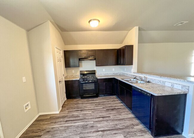 Building Photo - 3 Bed in NW OKC!