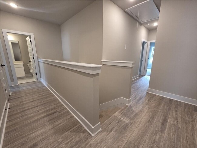 Building Photo - 5724 Urban Vlg Wy