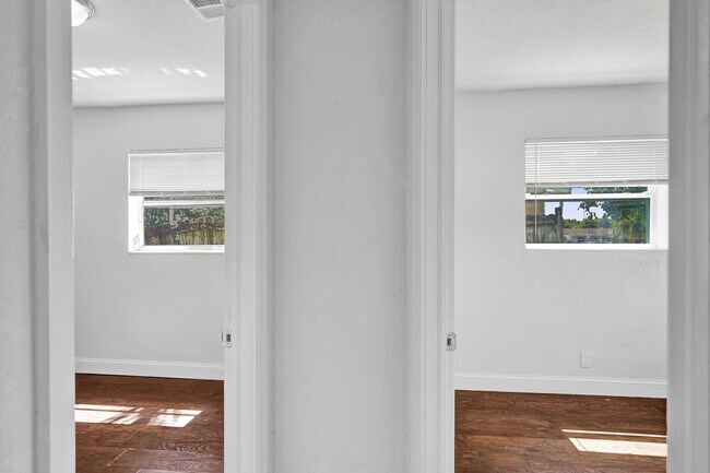 Building Photo - 651 SW 15th St