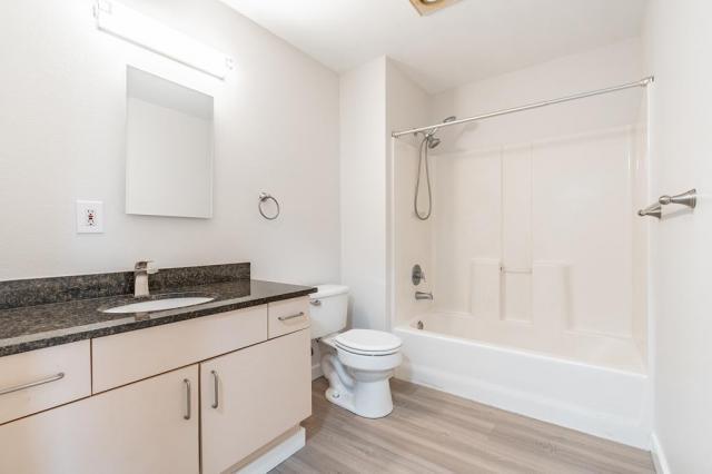 Building Photo - 0 bedroom in Seattle WA 98119