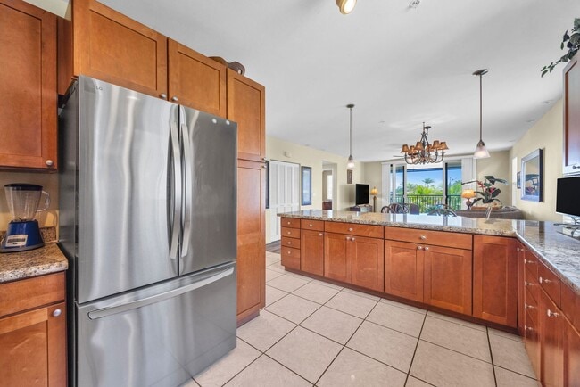 Building Photo - Furnished 3BR Condo at Opukea – Central A/C, 2 Parking Stalls, Prime Lahaina Location