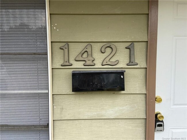 Building Photo - 1421 Cactus Dr