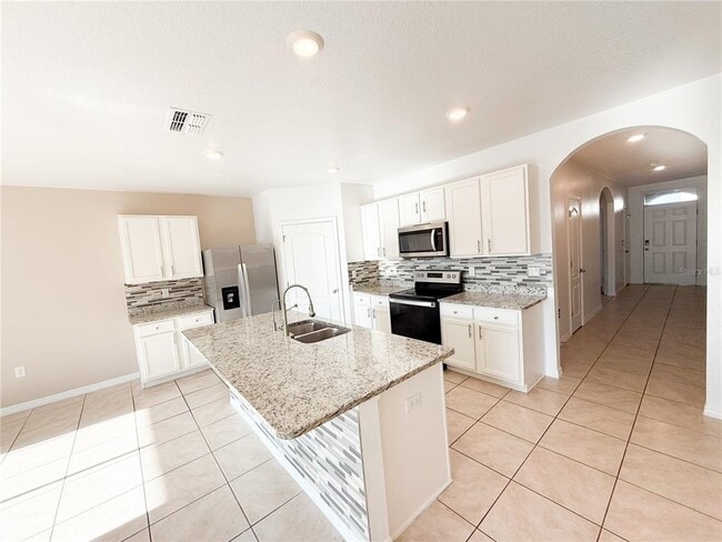 Building Photo - 664 Tortugas St