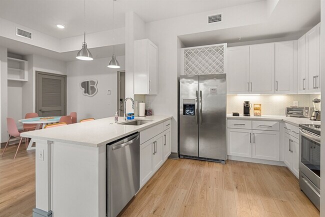 Building Photo - 8936 Williams Cir