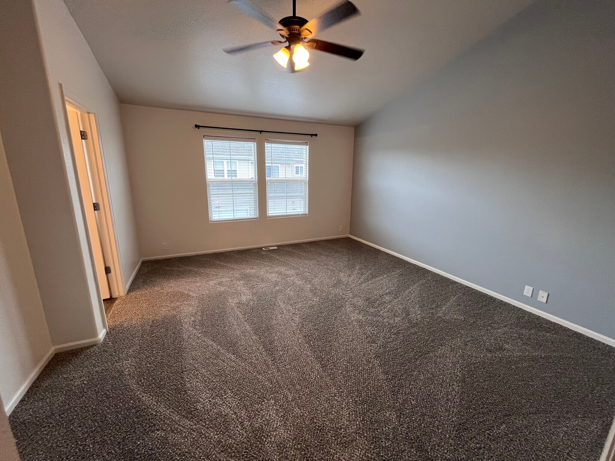 Building Photo - 1888 Reilly Grv