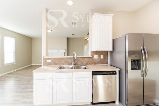 Building Photo - The Lifestyle You Deserve.