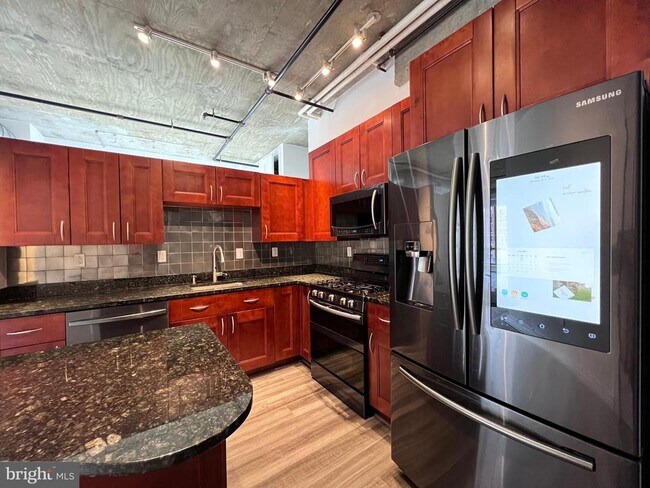 Building Photo - 301 Massachusetts Ave NW