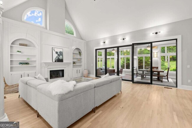 Building Photo - 1431 Waterford Green Dr