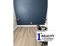 Building Photo - 4418 Olive Ave