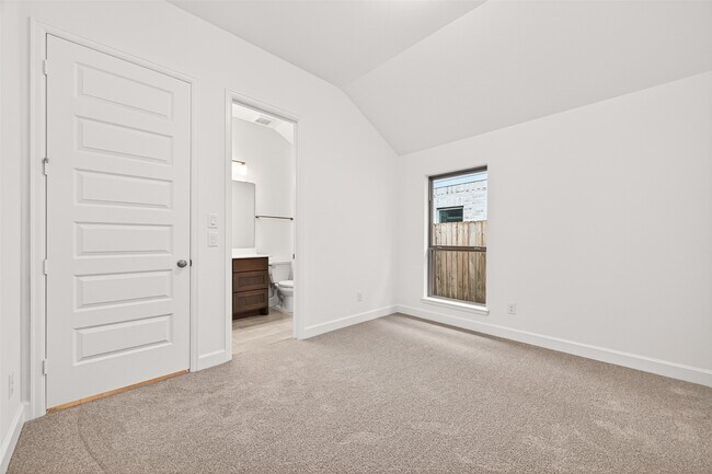 Building Photo - 29731 Brushy Gables Dr
