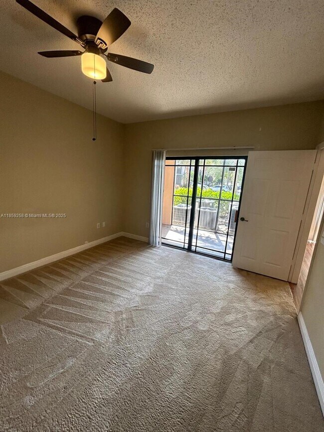 Building Photo - 2809 Amalei Dr