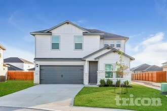 Building Photo - 5820 Zoey Wy