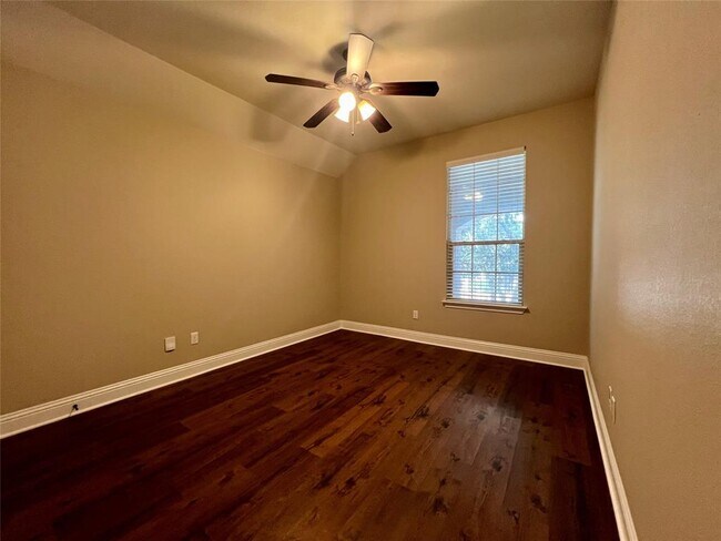 Building Photo - 8700 Evelina Trail