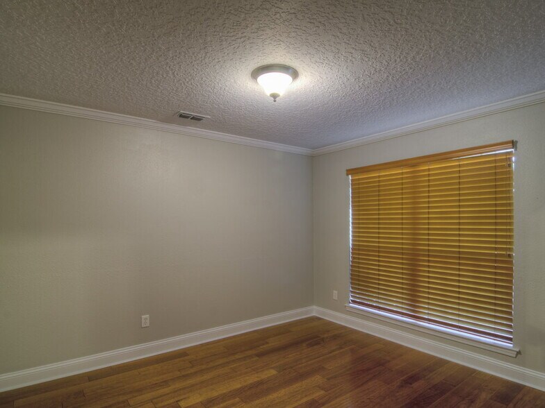 Building Photo - 253 Carolina Jasmine Ln