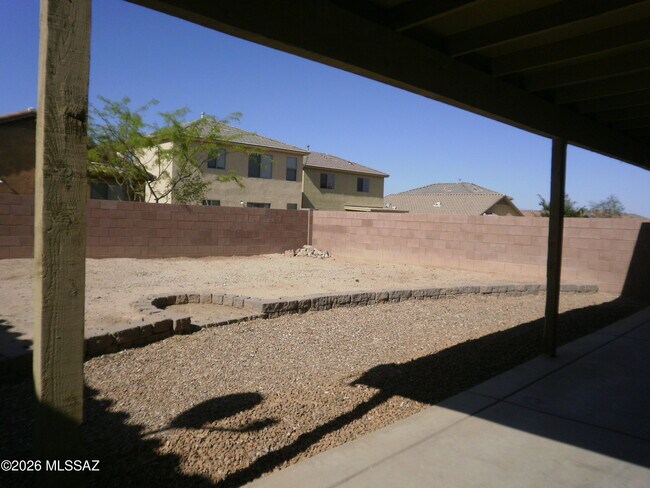 Building Photo - 770 W Firehawk Dr