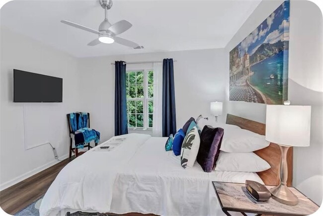 Building Photo - 2835 W Peek Rd NW