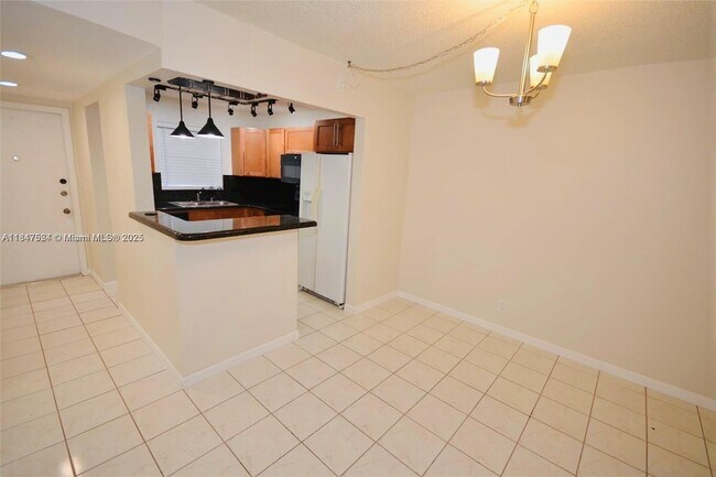 Building Photo - 5100 SW 64th Ave