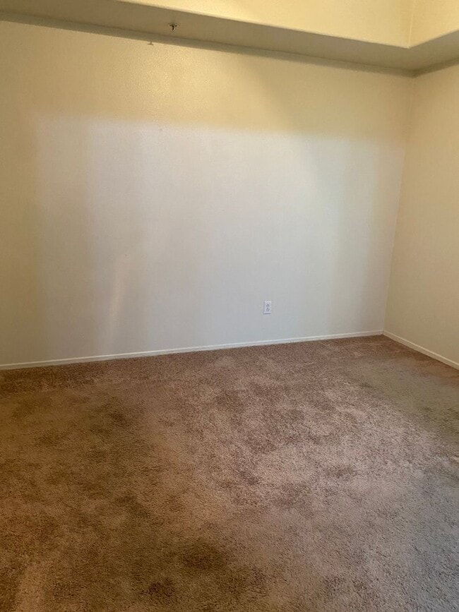 Building Photo - 26352 Arboretum Way