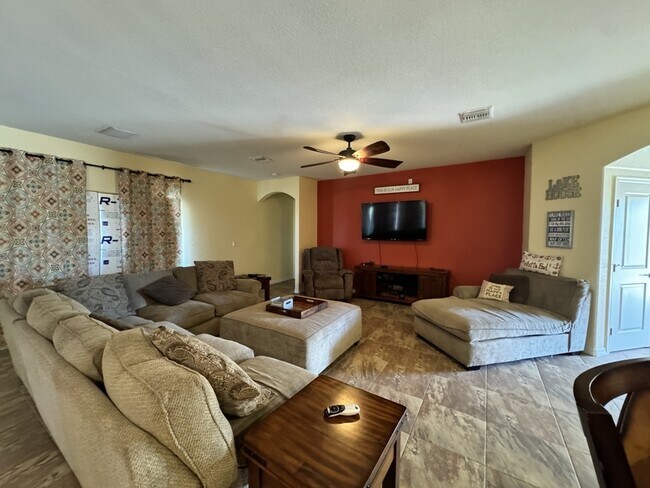 Building Photo - 2539 Bora Trl