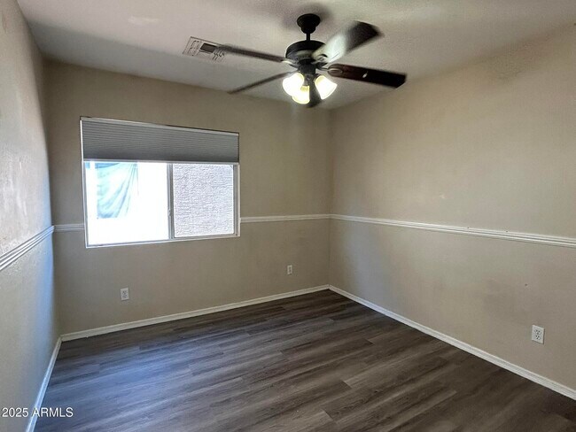 Building Photo - 6049 W Wood St