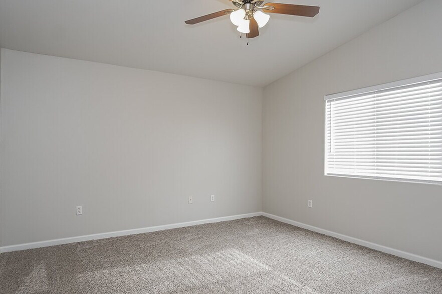 Building Photo - 5254 Jewel Canyon Dr