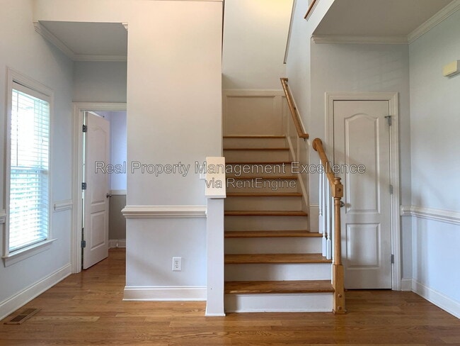 Building Photo - 1005 Hadley Meadows Dr