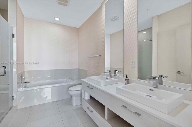 Building Photo - 55 SW 9th St