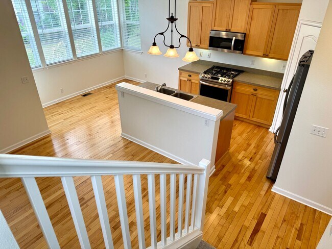 Building Photo - Desirable Poulsbo Place cottage...now avai...