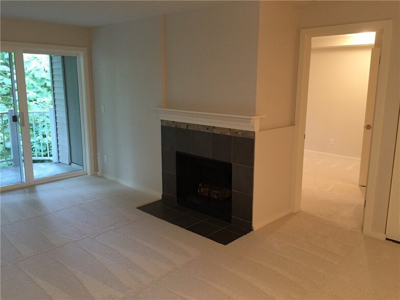 Building Photo - 16101 Bothell Everett Hwy